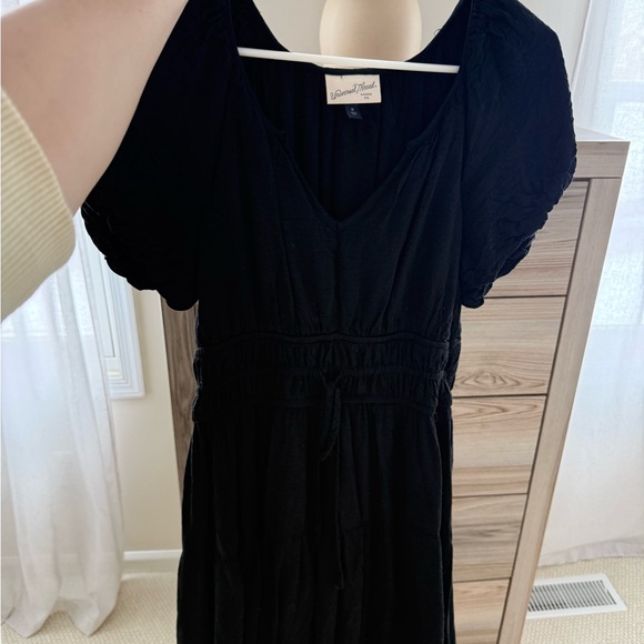 Target- universal threads brand Black Puff Sleeve Dress - Picture 3 of 4